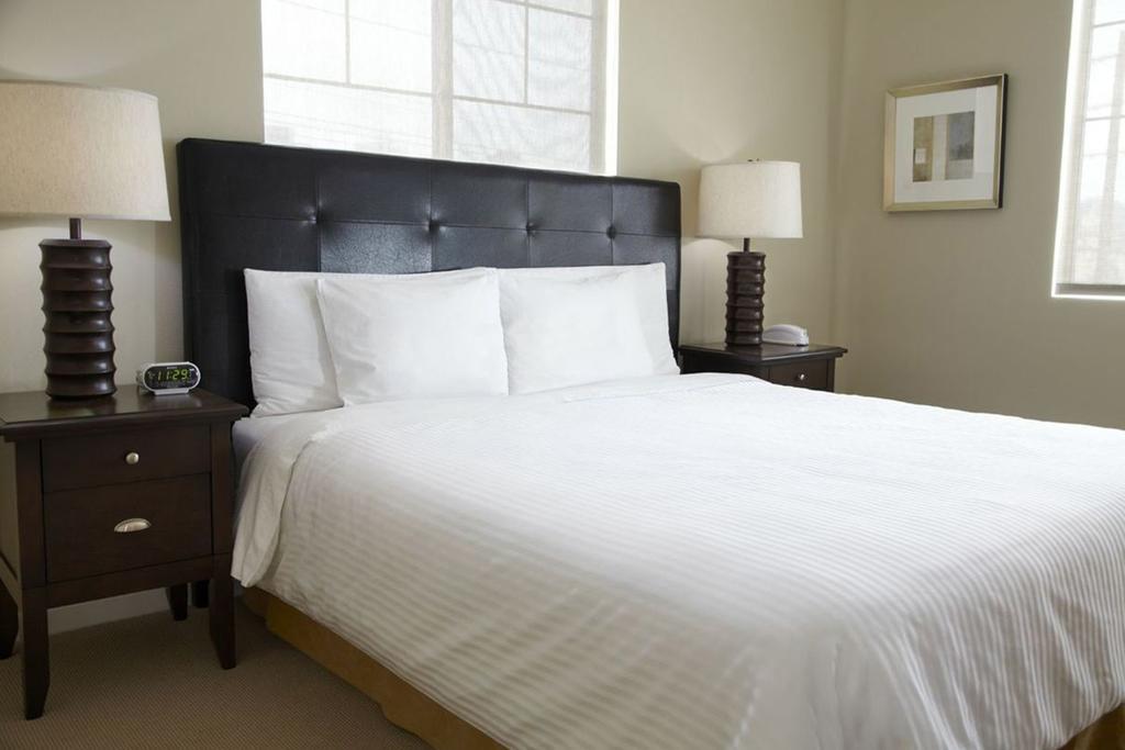 Aparthotel Oakwood Arlington Zewnętrze zdjęcie